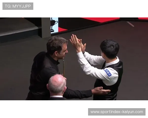 国锦赛开杆仪式举行，奥沙利文赵心童代表球员参与