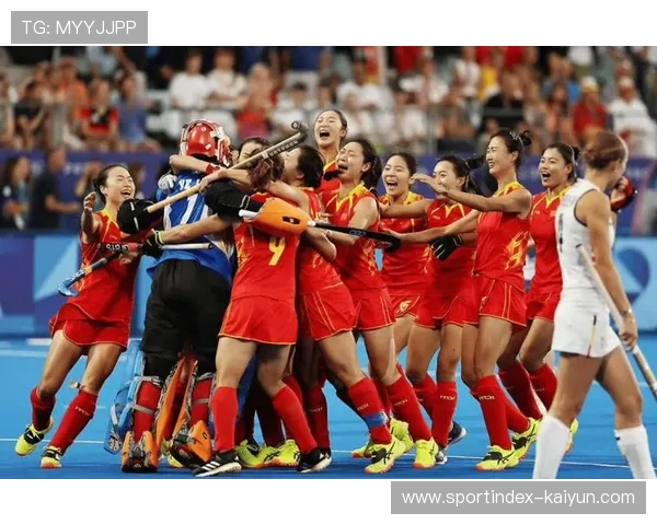 北京女曲12-0胜香港队，展现强大实力