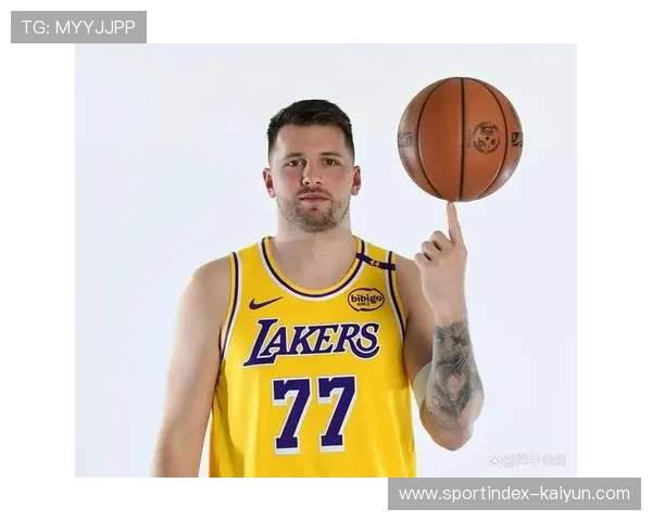 东契奇半场送出10助攻,独行侠领先太阳15分 东契奇半场送出10助攻,独行侠领先太阳15分