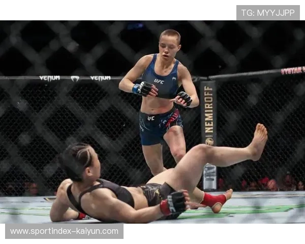 乔安娜女子草量级统治期回顾:技术全面性改变量级竞争格局 乔安娜女子草量级统治期回顾:技术全面性改变量级竞争格局